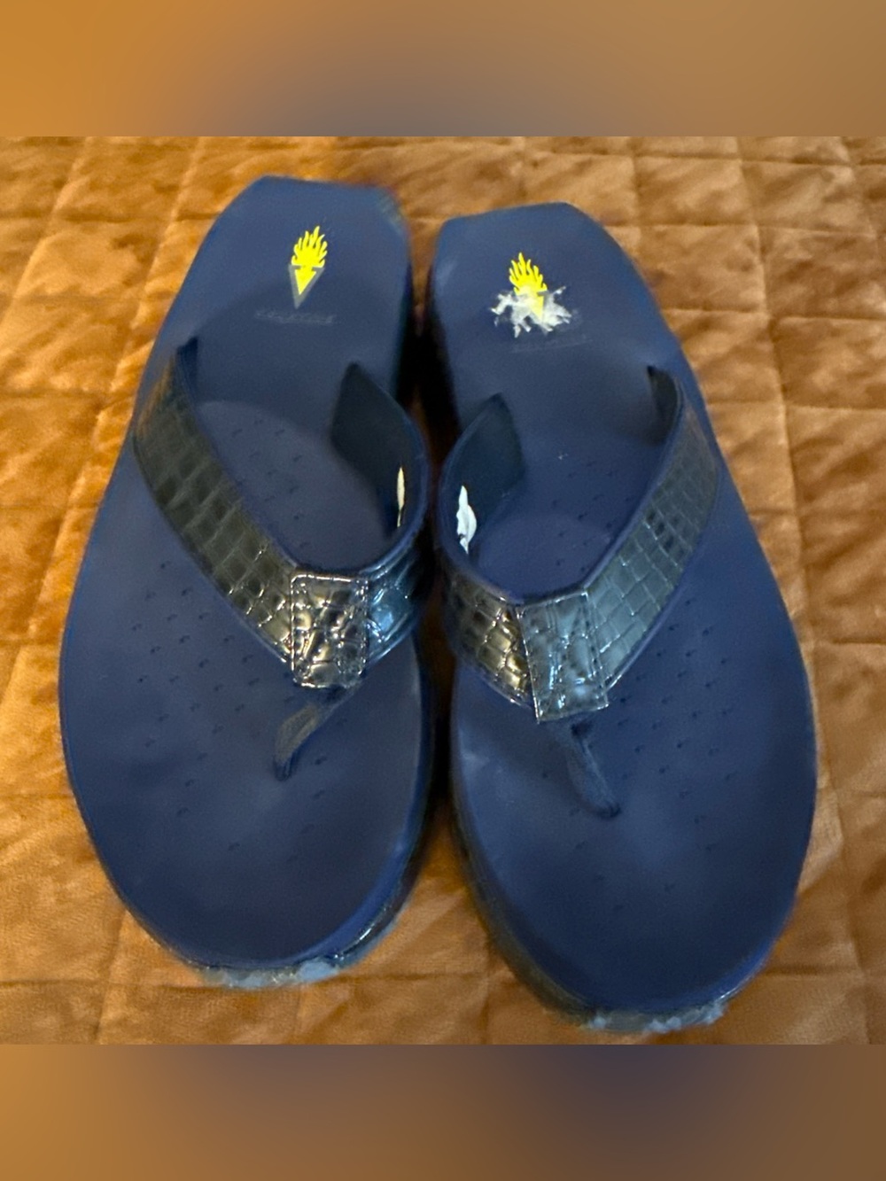 Volatile Navy Blue Platform Wedge Flip Flop Sandals Chunky Thong Y2K Sz 9